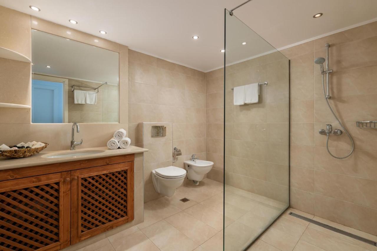 Arte Suites Pefki ภายนอก รูปภาพ