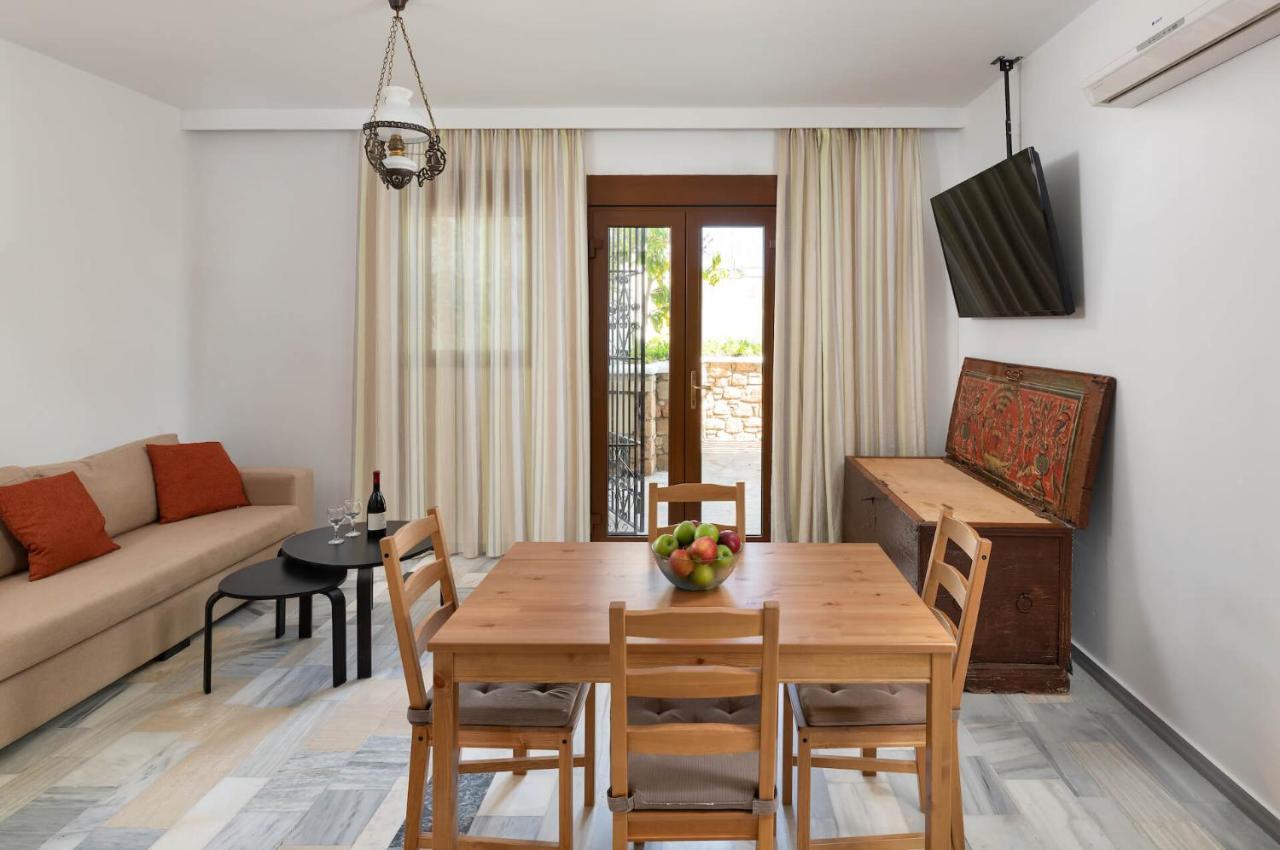 Arte Suites Pefki ภายนอก รูปภาพ